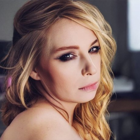 Mia alexandra Love model best pic