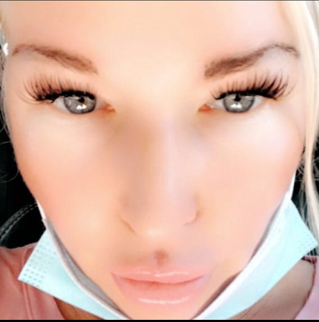 Mia Foxx model perfect archive