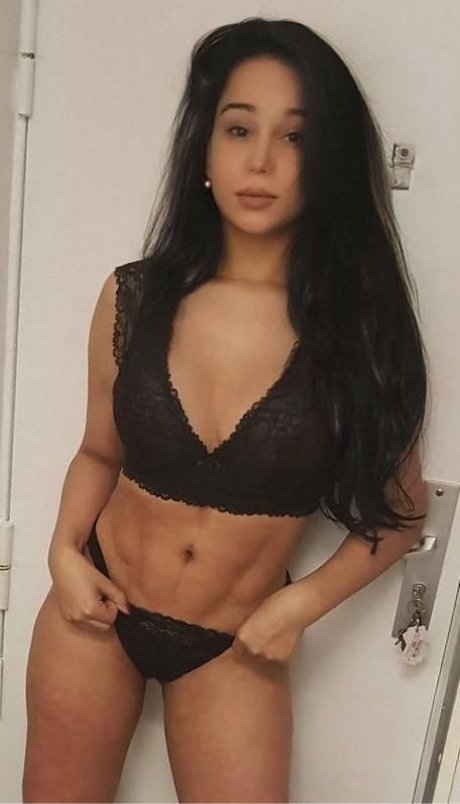 Belle__Girl__Provocatrice___Ledah star erotic pic