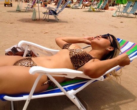 _Bella Bianchi_ free model img