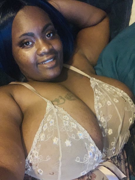 Culossalb model nudes photos