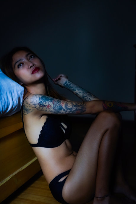 Milano Yuna top pornstar images