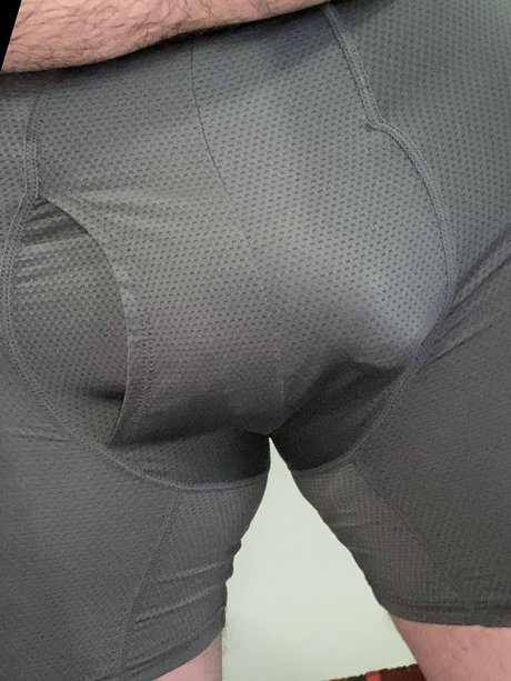 Mike Piaggio pretty actress picture