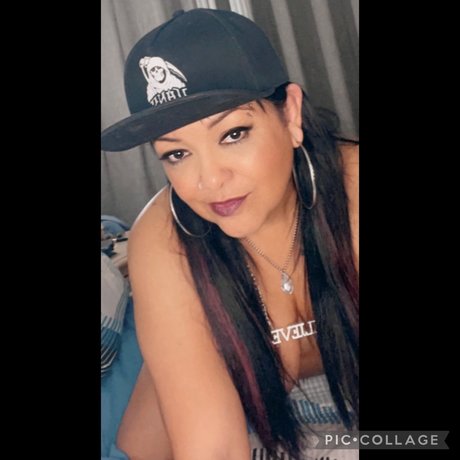 Smother n Covered VIP erotic star image