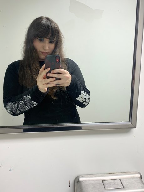 Midnite top model pic