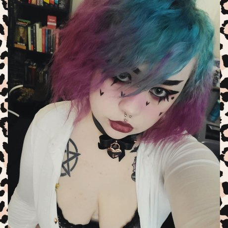 _Midna Moth_ star free pics