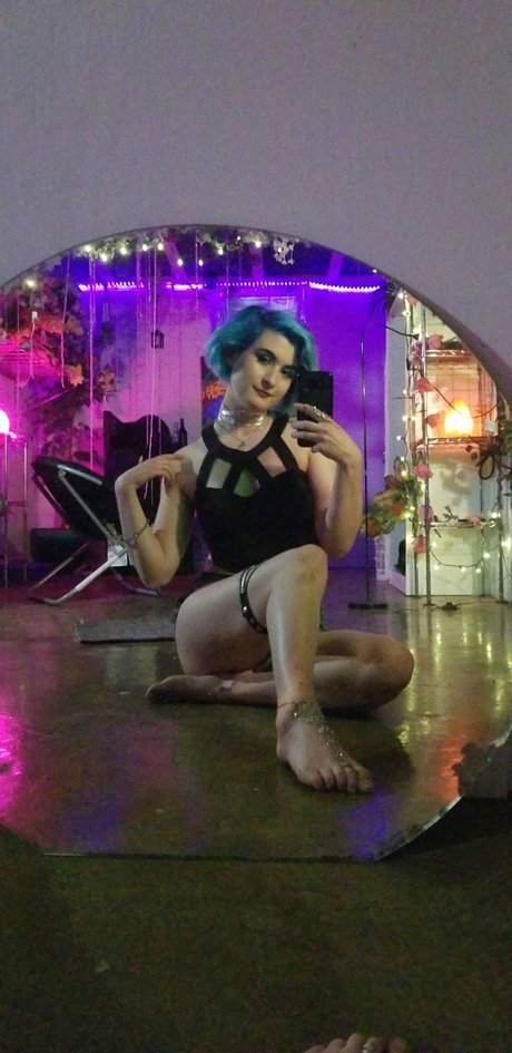 Megan SkittyKat naked model archive