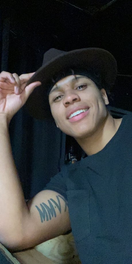 Casey Green star free gallery