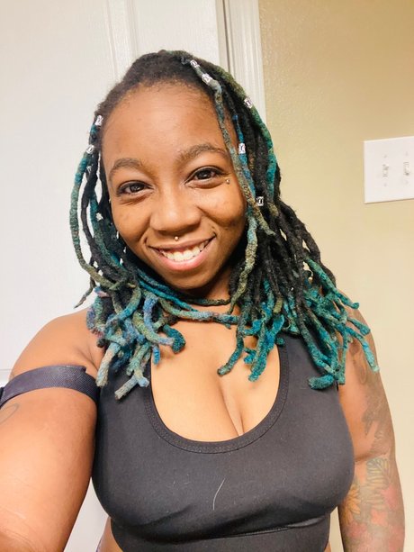 Mini Fitness Babe nice pornstar archive