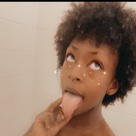 Mimi Lewis star top images