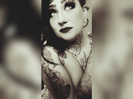 LostVegas_ model beautiful galleries