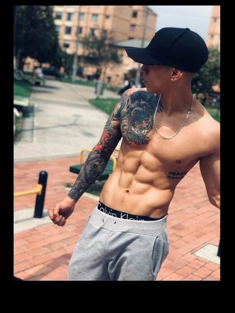 Cesar Martinez95_ pornstar art img