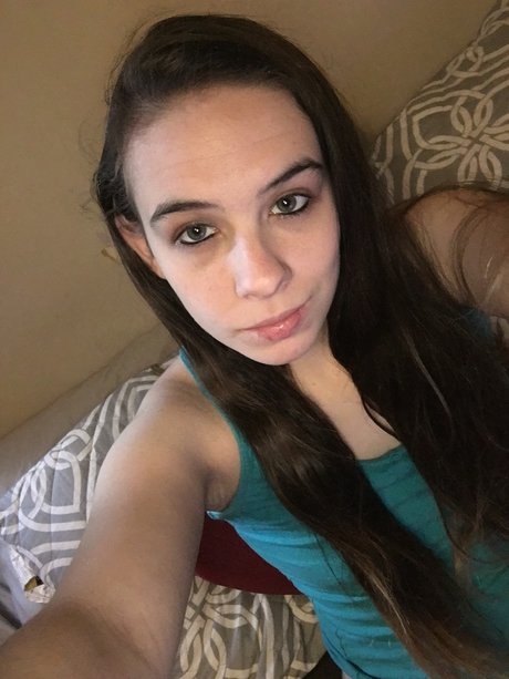 MissBella model hot images