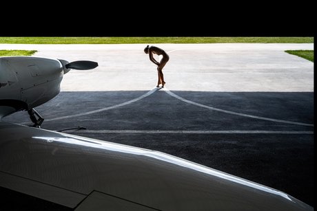 Jonimally star naked pictures