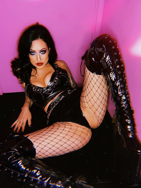 Jennyrocks exclusive model photo