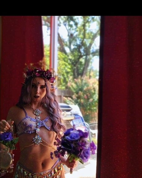 Miss Swoonfeather exclusive model archive