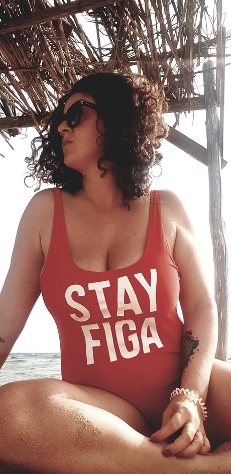 paola eros star nice photo