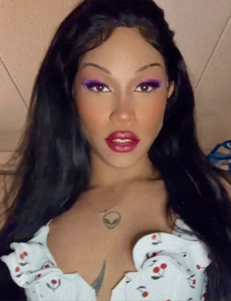 Miss J TransUnique free pornstar images