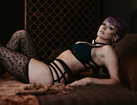 Miss Bojangelz hot actress photo