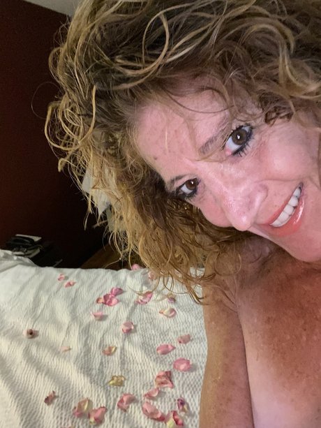 Misha Gaas perfect pornstar pics