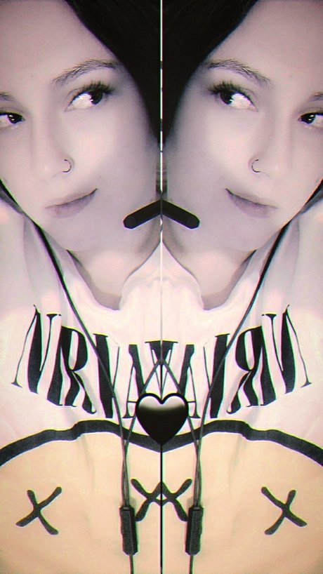 MischiefAddict hot star gallery