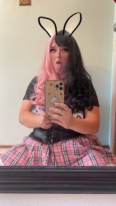 MirandaMilker erotic star galleries