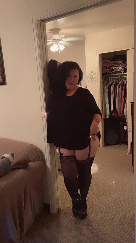 Miranda Ashley erotic star gallery