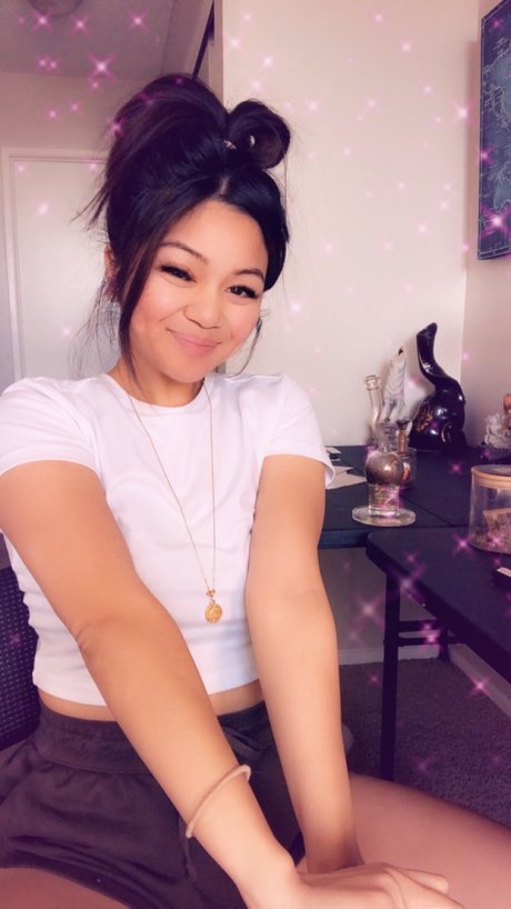 miss waifu exclusive actress picture