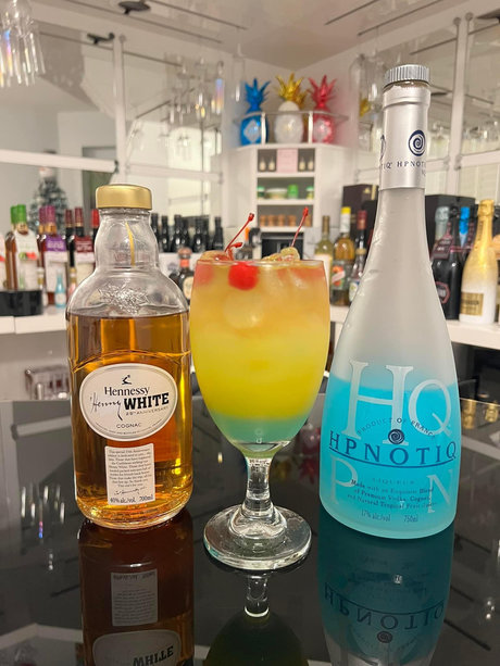 bottlepoppintaz model perfect photos