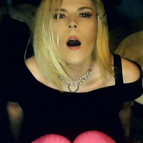 Jessica Bloom sexy pornstar pictures