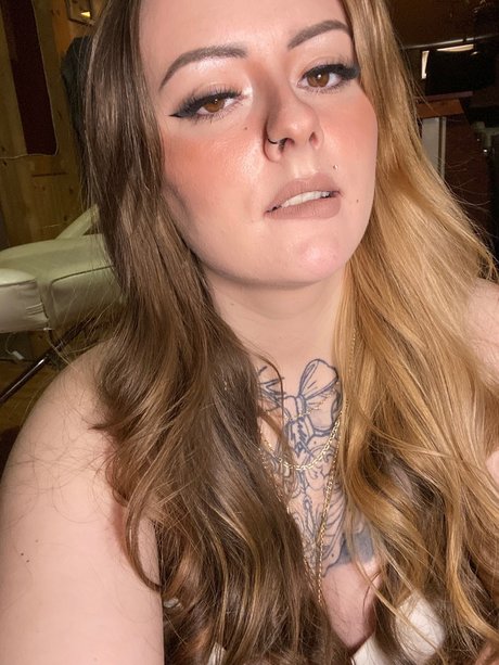 Candi Love star adult image