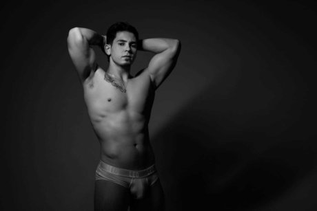 Jordan Clarr model adult img