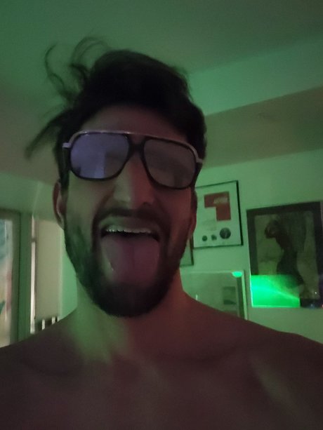 jesus Sinns pornstar pretty img