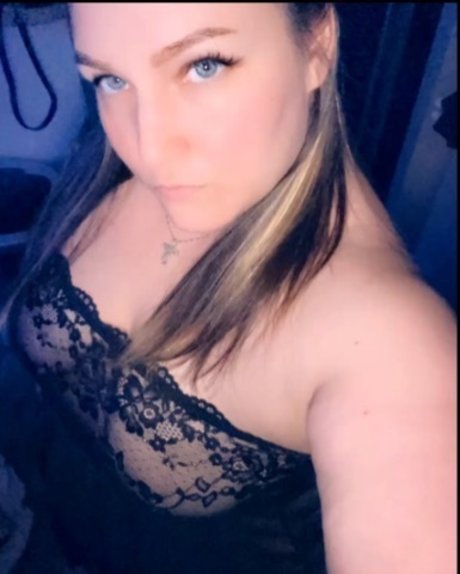 ItalianPrincess7 star naked img