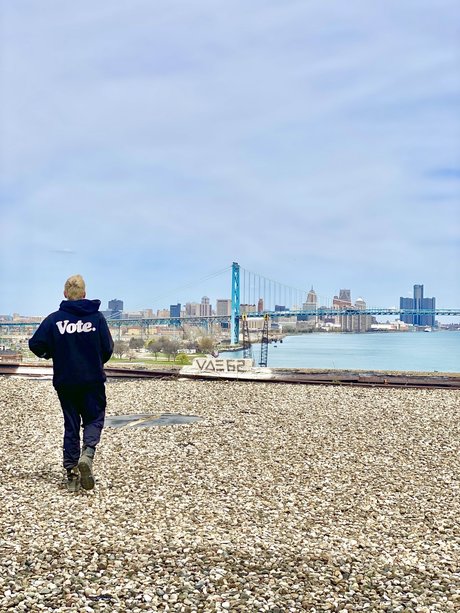 MCM Entertainment pornstar hot picture