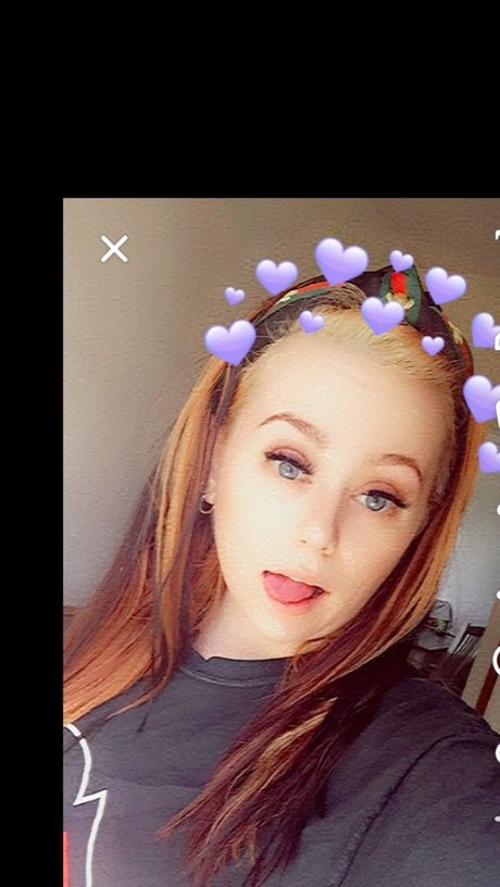 HannahBay hot star photo