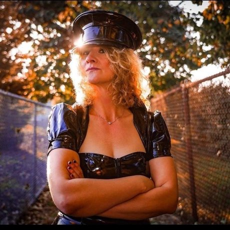 MistressCandy69 model best photos