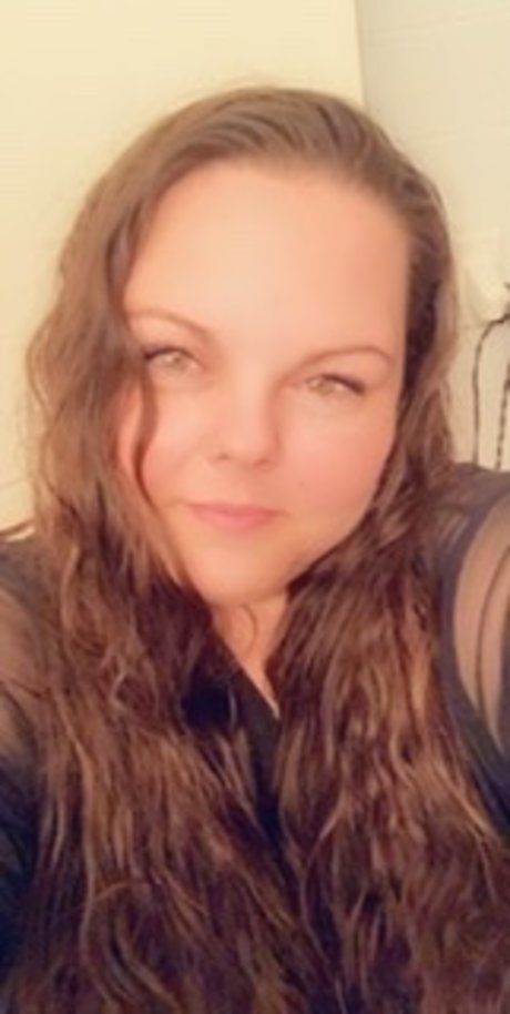 Mistress Angie model free photos