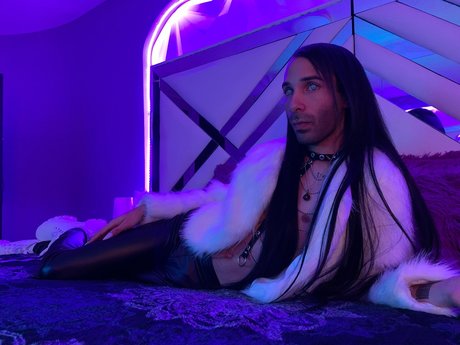 Memphis Brooks xxx actress gallery