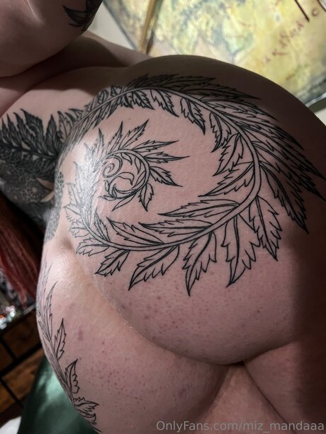 miz mandaaa Profile pic