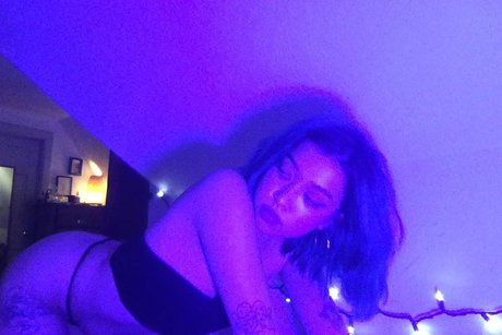 miya star high quality photos