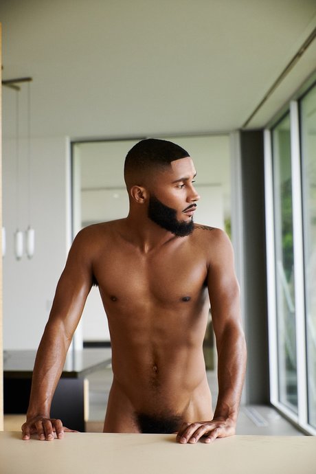 lightskin onlyfans hd photos