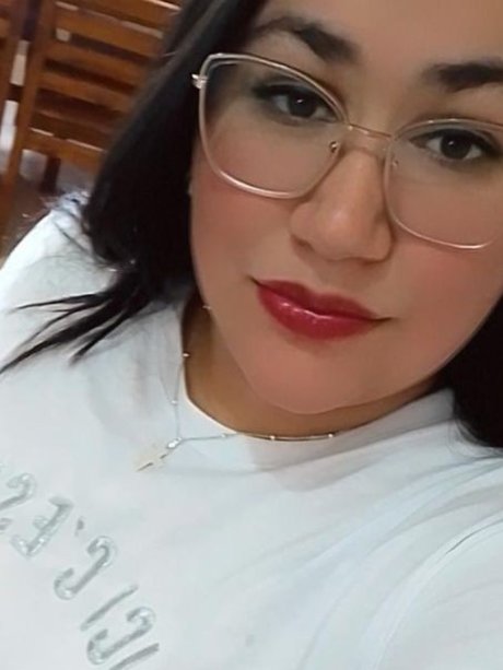 CHARITO_ model pornographic photos