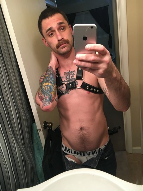 Jay Daze model hot image