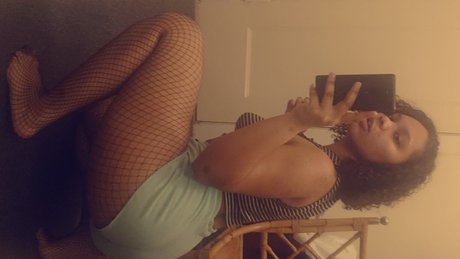 Mistress Red high quality model pic