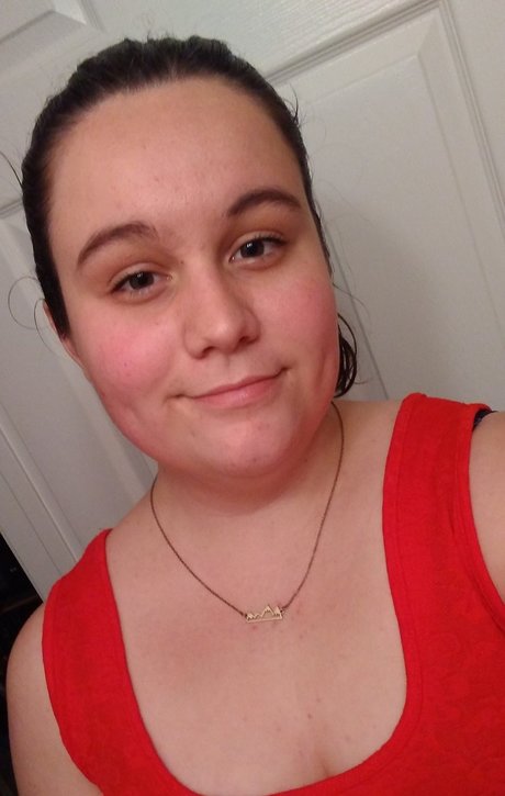 Ellie Moore model porn pictures