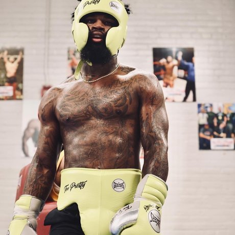 Montana Love porn actress galleries