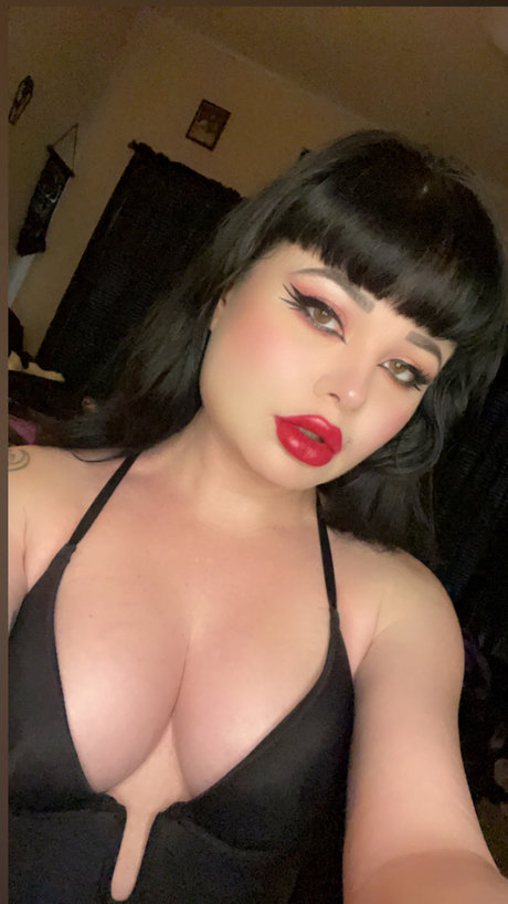 Monster Doll star best photo