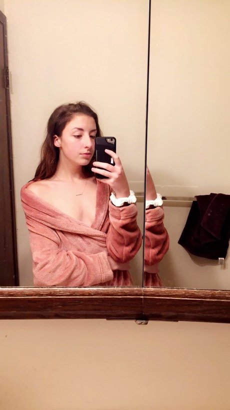 Abi O erotic model photo