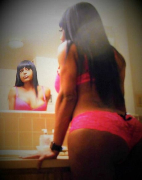 Mona Loud beautiful pornstar galleries